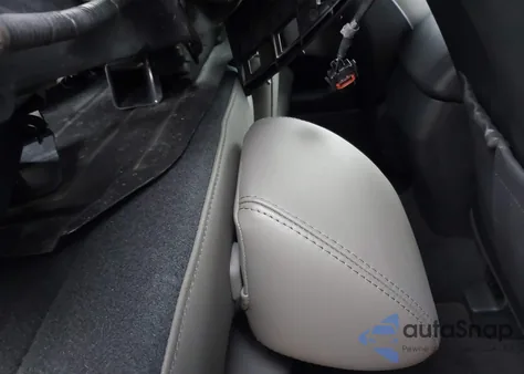 2014 Hyundai Santa Fe Sport 2.4L from USA, damaged, VIN 5XYZU3LBXEG140858